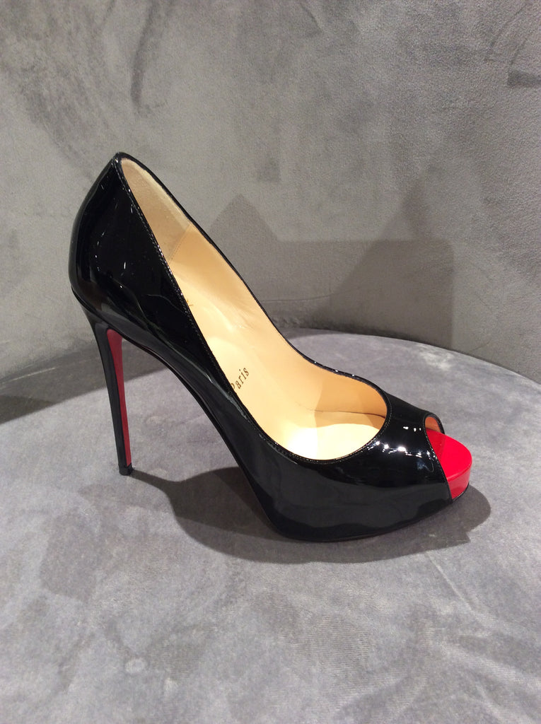 Christian Louboutin New Very Prive Patent Red Sole Pumps In Black